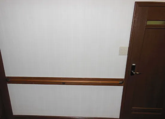 廊下手すり取付け後
